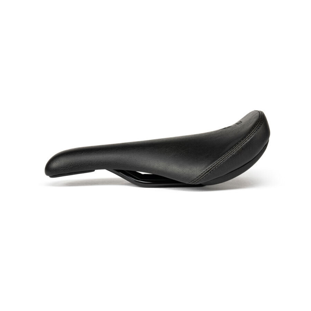 EXILE RAIL SEAT SLIM PADDED2