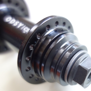 C-5 FRONT HUB7