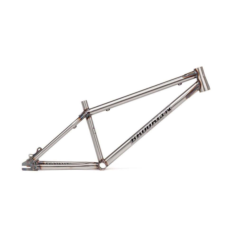 V4 PARK BIKE FRAME 4月1日発売2