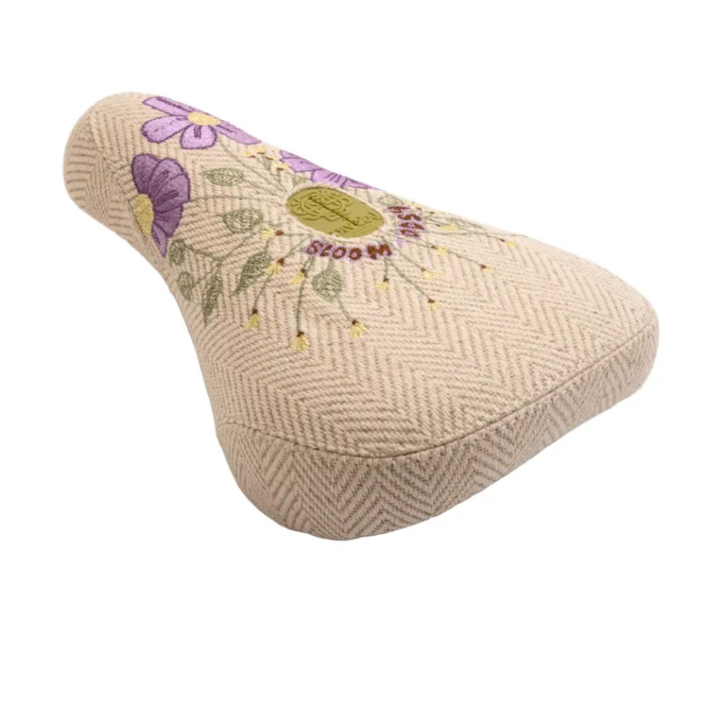 ODYSSEY X BLOOM FAT SEAT4