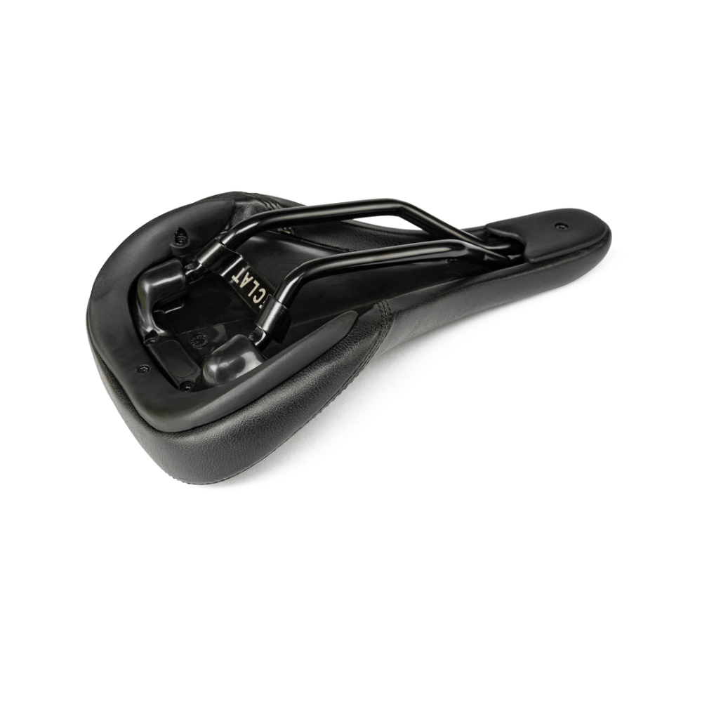 EXILE RAIL SEAT SLIM PADDED5