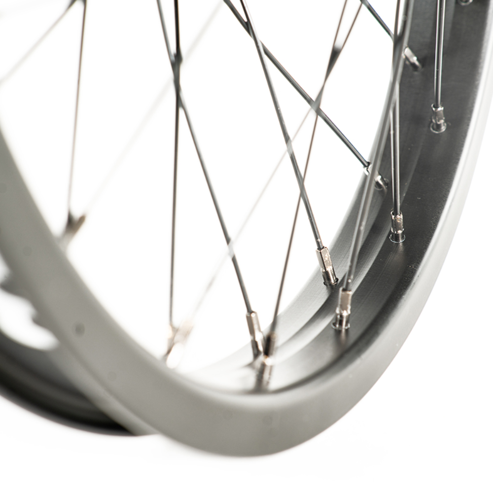 Pintour 16インチ Front Wheel3