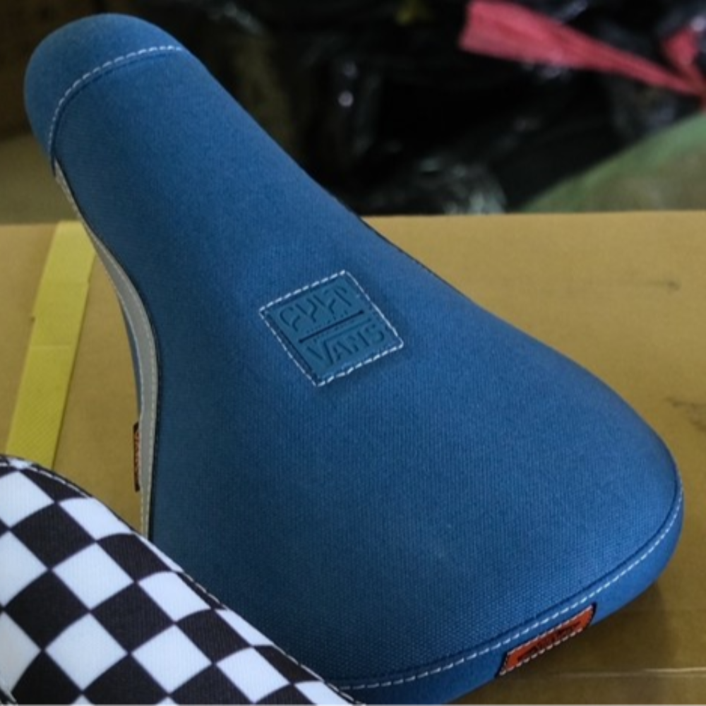 CULT X VANS OLDSCHOOL PRO PADDED SEAT2