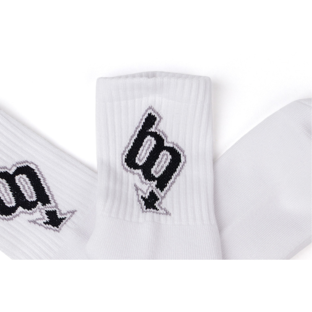 B LOGO SOCKS3