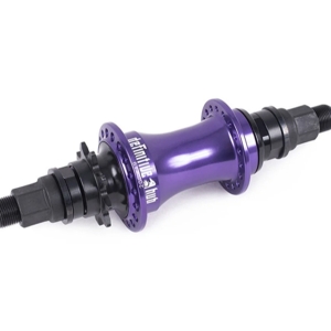 DEFINITIVE CASSETTE HUB6